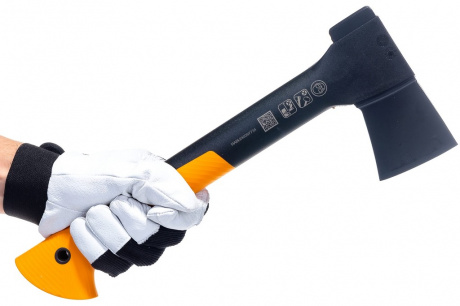 Купить Набор Fiskars: Топор Х7 + точилка для топоров и ножей + нож К40 фото №6